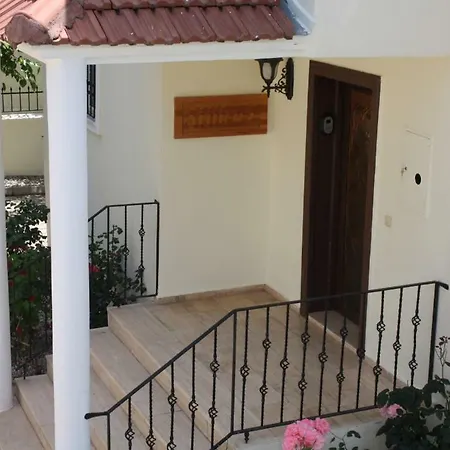 Villa Shiraz *