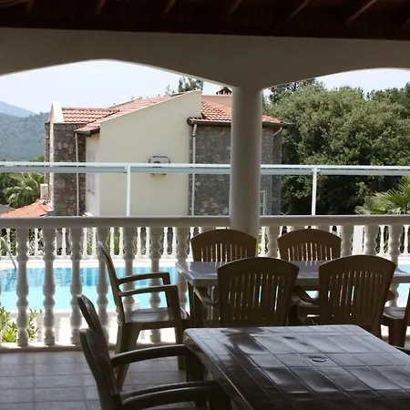 Villa Shiraz *